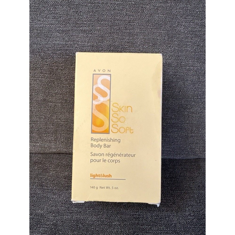Avon Skin So‎ Soft Replenishing Body Bar Light & Lush The Original Rare Item NOS